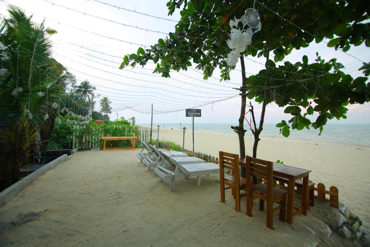 Shalom Beach Residency Alappuzha Екстер'єр фото